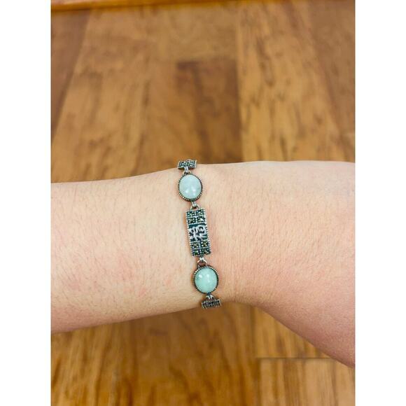 B10 Sterling Silver 925 Vintage Bracelet Green Stone Old Money Coquette Asian - Picture 5 of 9